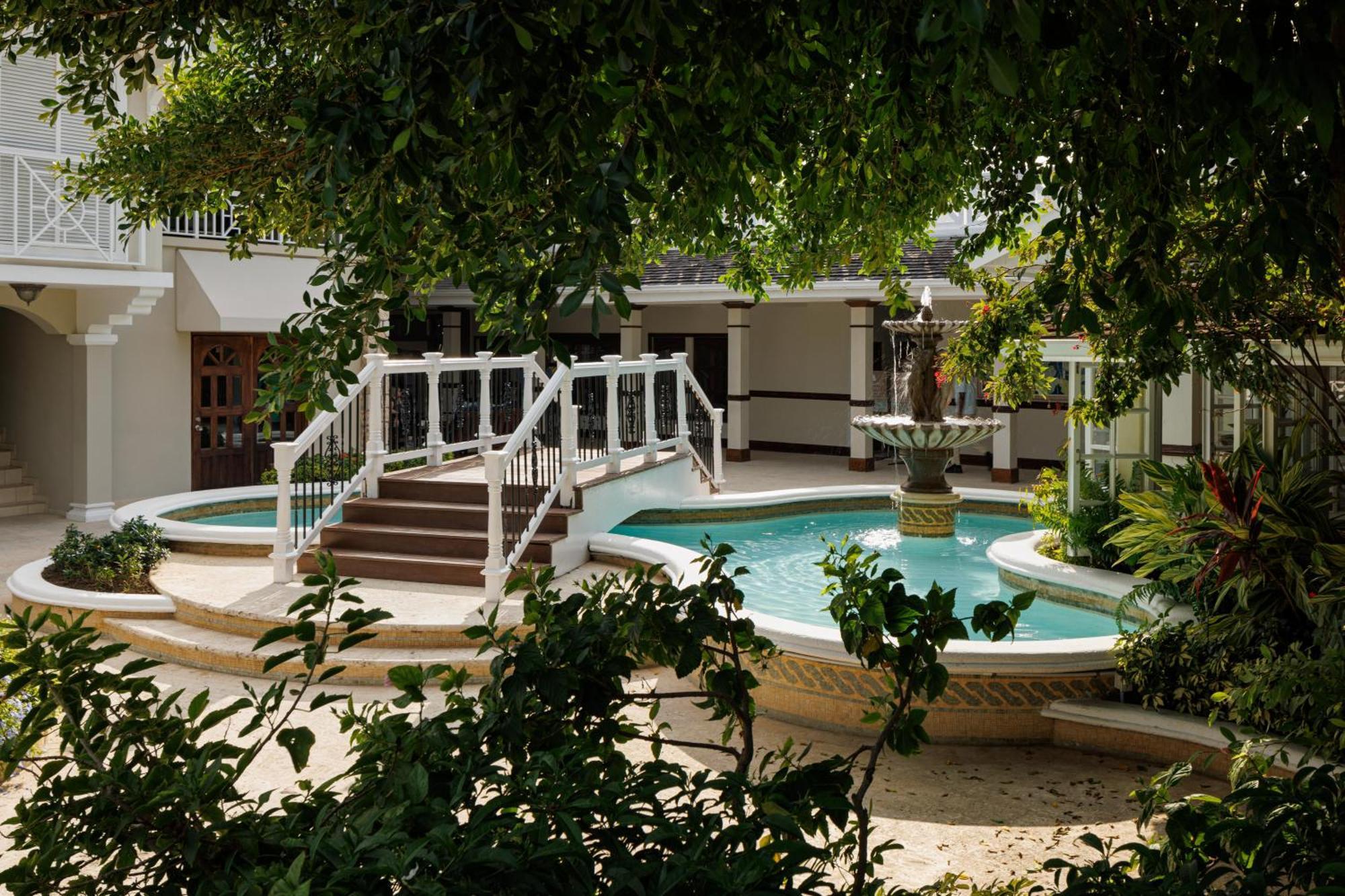 Sandals Royal Caribbean All Inclusive Resort & Private Island - Couples Only Montego Bay Exteriör bild